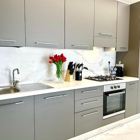 Donnino Apartments Fidenza Ngoại thất bức ảnh