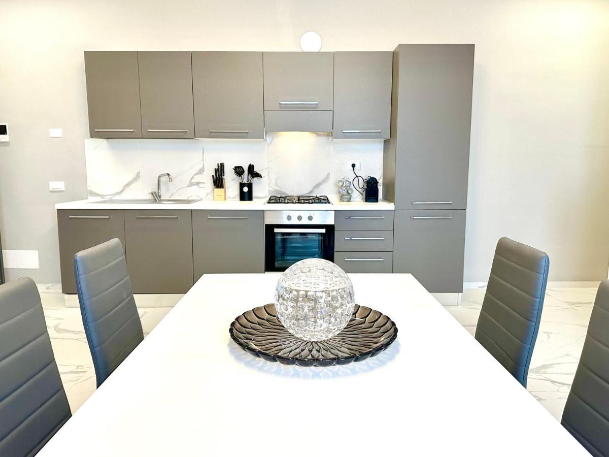 Donnino Apartments Fidenza Ngoại thất bức ảnh