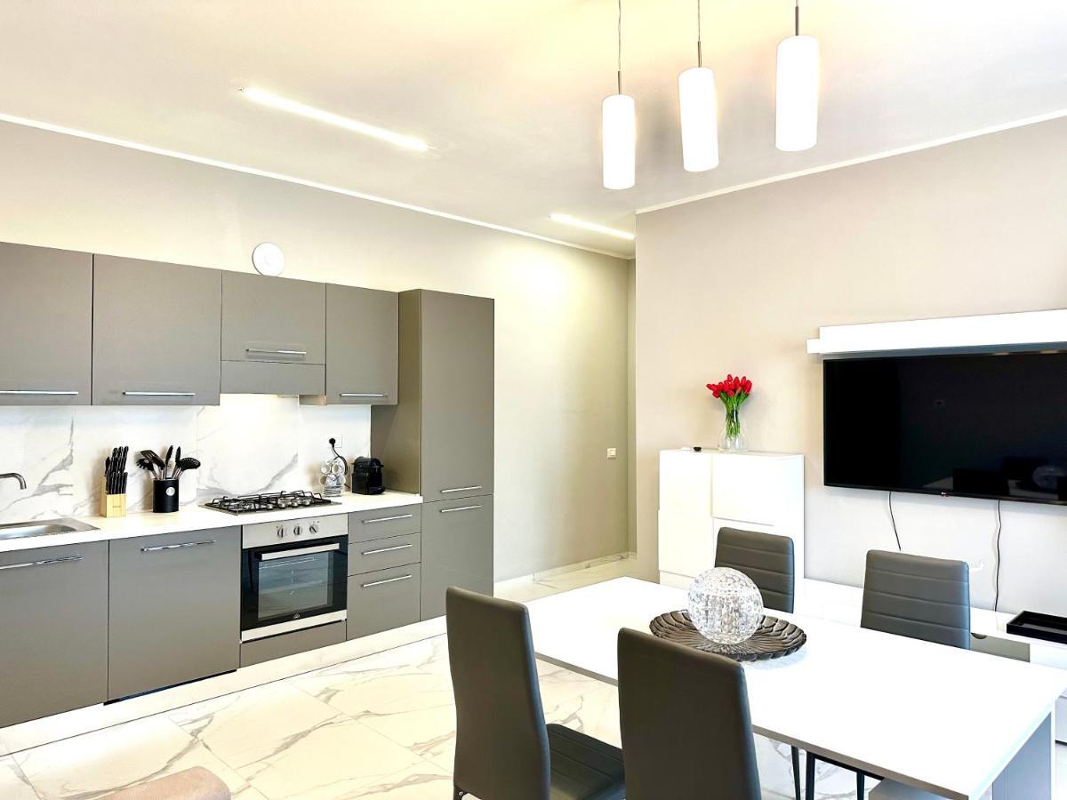 Donnino Apartments Fidenza Ngoại thất bức ảnh
