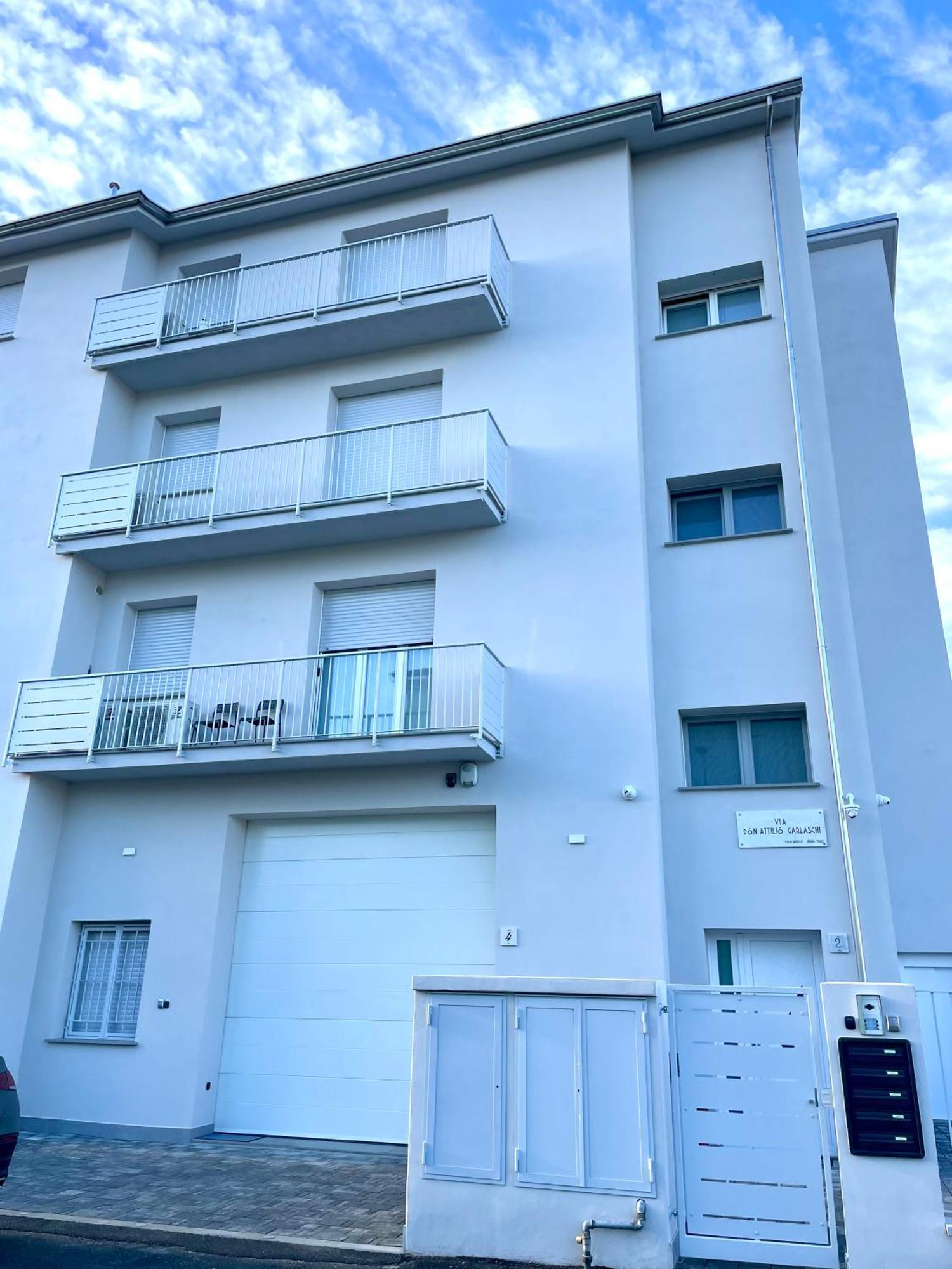 Donnino Apartments Fidenza Ngoại thất bức ảnh